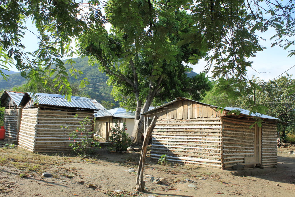 Arquitectura propia de Orobajo, casas en bareheque. Foto: Jorge David Higuita.