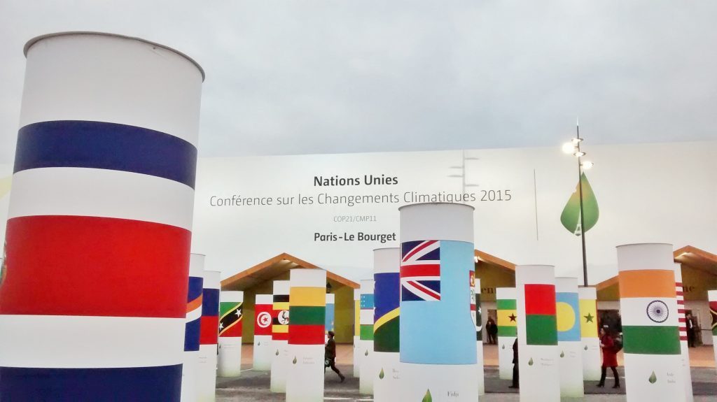 COP21: Conferencia de Naciones Unidas sobre el Cambio Climático. París 2015. Foto: Damián Profeta. Licencia CC BY-SA.